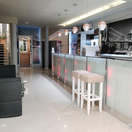 Danita Apartments & Diva Restaurant Bbq&Pool Bar Varna Bagian luar foto
