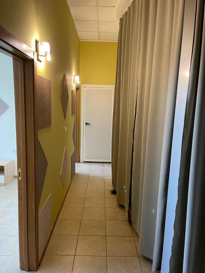 Danita Apartments & Diva Restaurant Bbq&Pool Bar Varna Bagian luar foto