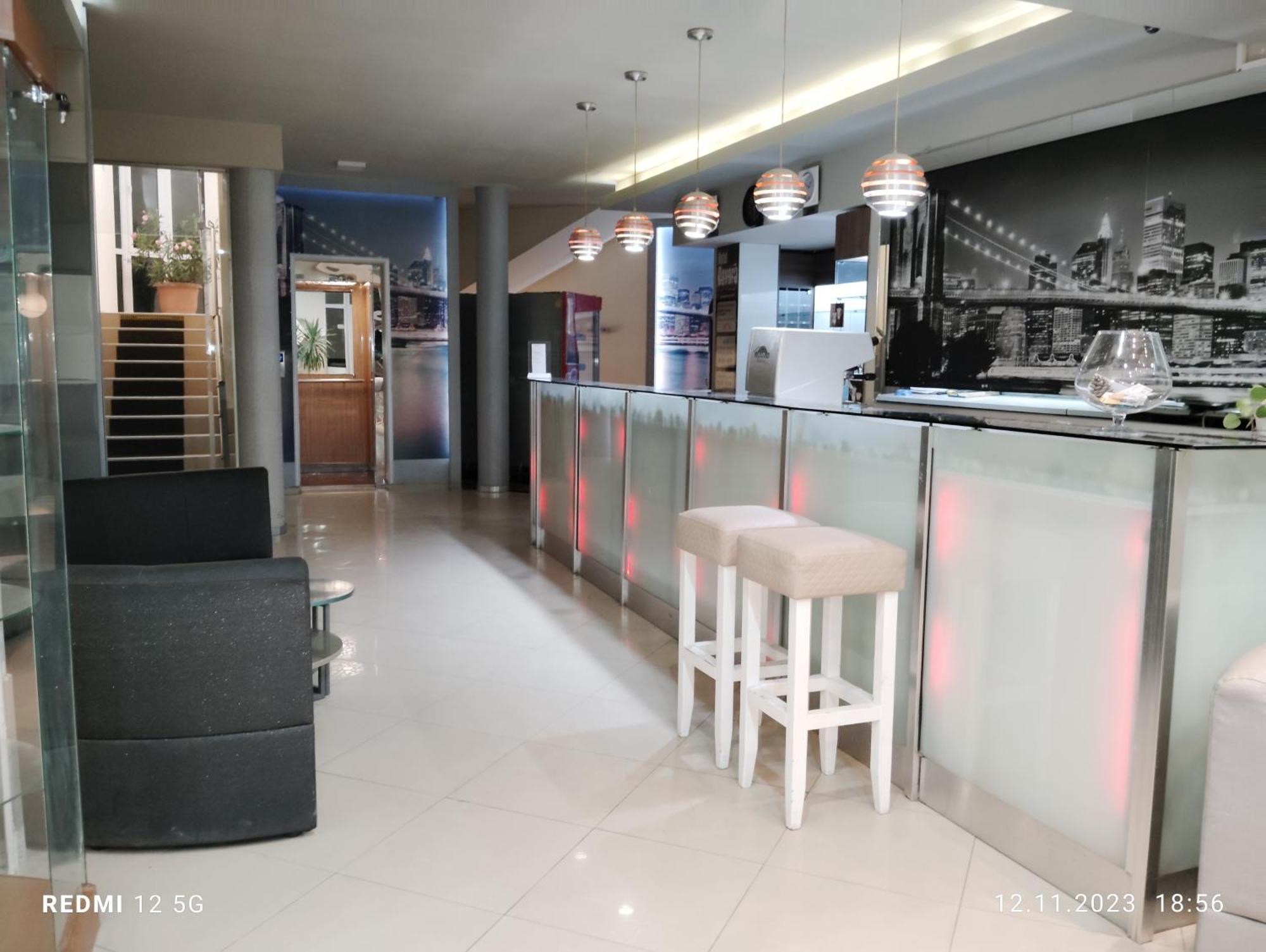 Danita Apartments & Diva Restaurant Bbq&Pool Bar Varna Bagian luar foto